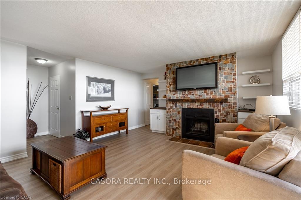Photo 20 of Unit 811, 700 Dynes Road, Burlington, Rose — HOMEH