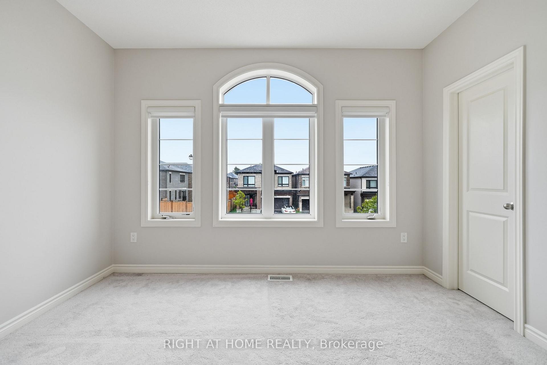 Photo 23 of 2136 Coppermine Street, Oshawa, Kedron — HOMEH