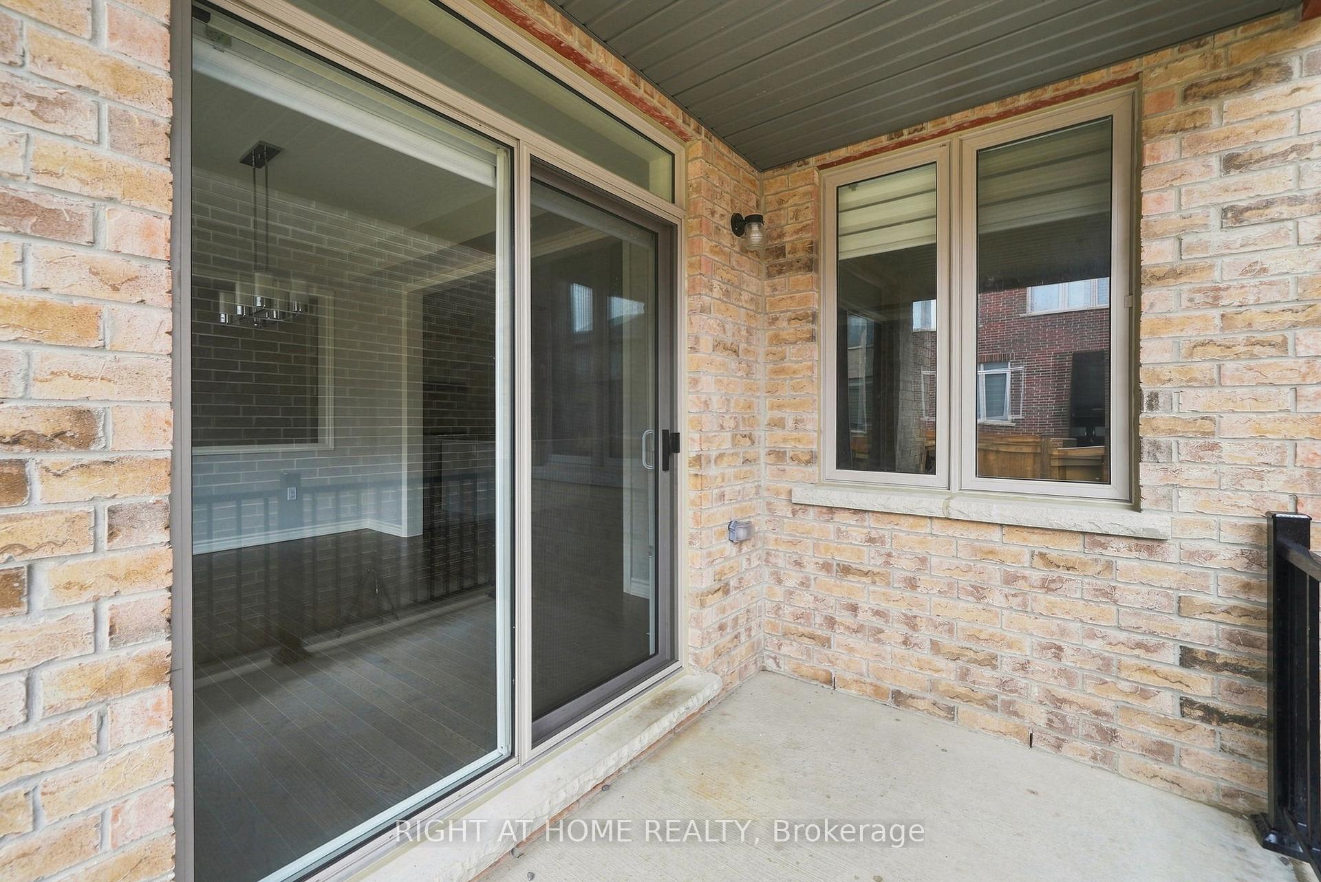 Photo 45 of 2136 Coppermine Street, Oshawa, Kedron — HOMEH