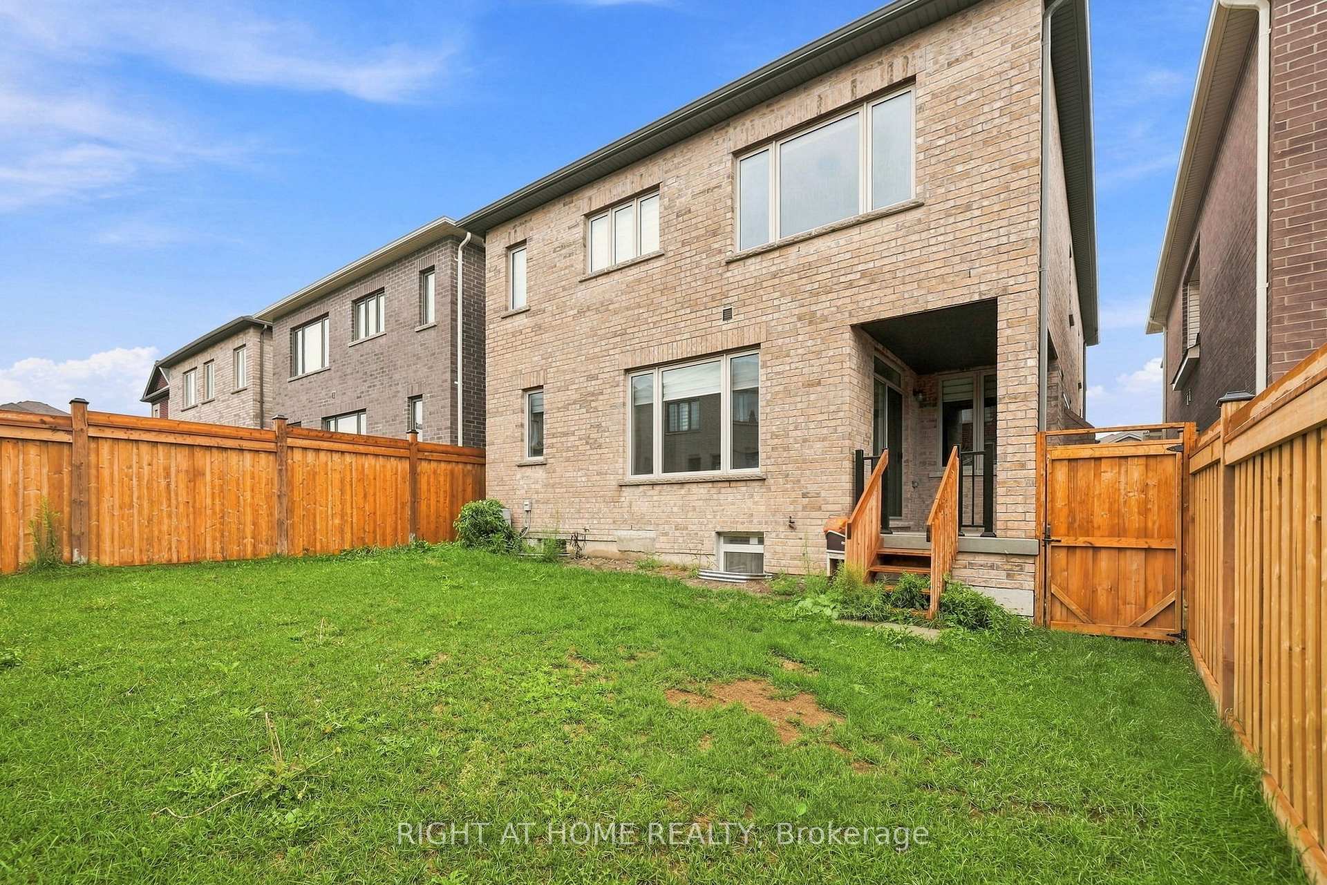 Photo 50 of 2136 Coppermine Street, Oshawa, Kedron — HOMEH