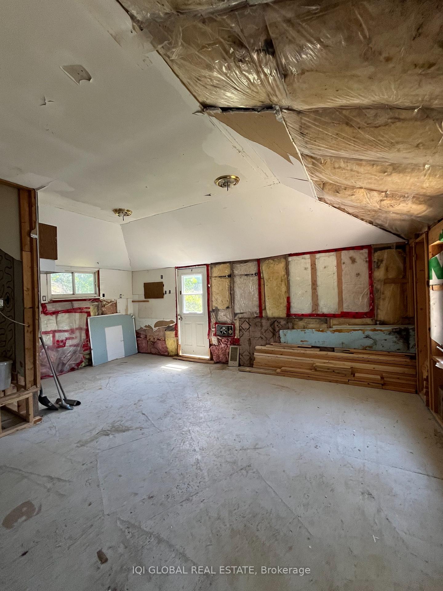 Photo 7 of 24 Pines Lane, Quinte West, Sidney Ward — HOMEH