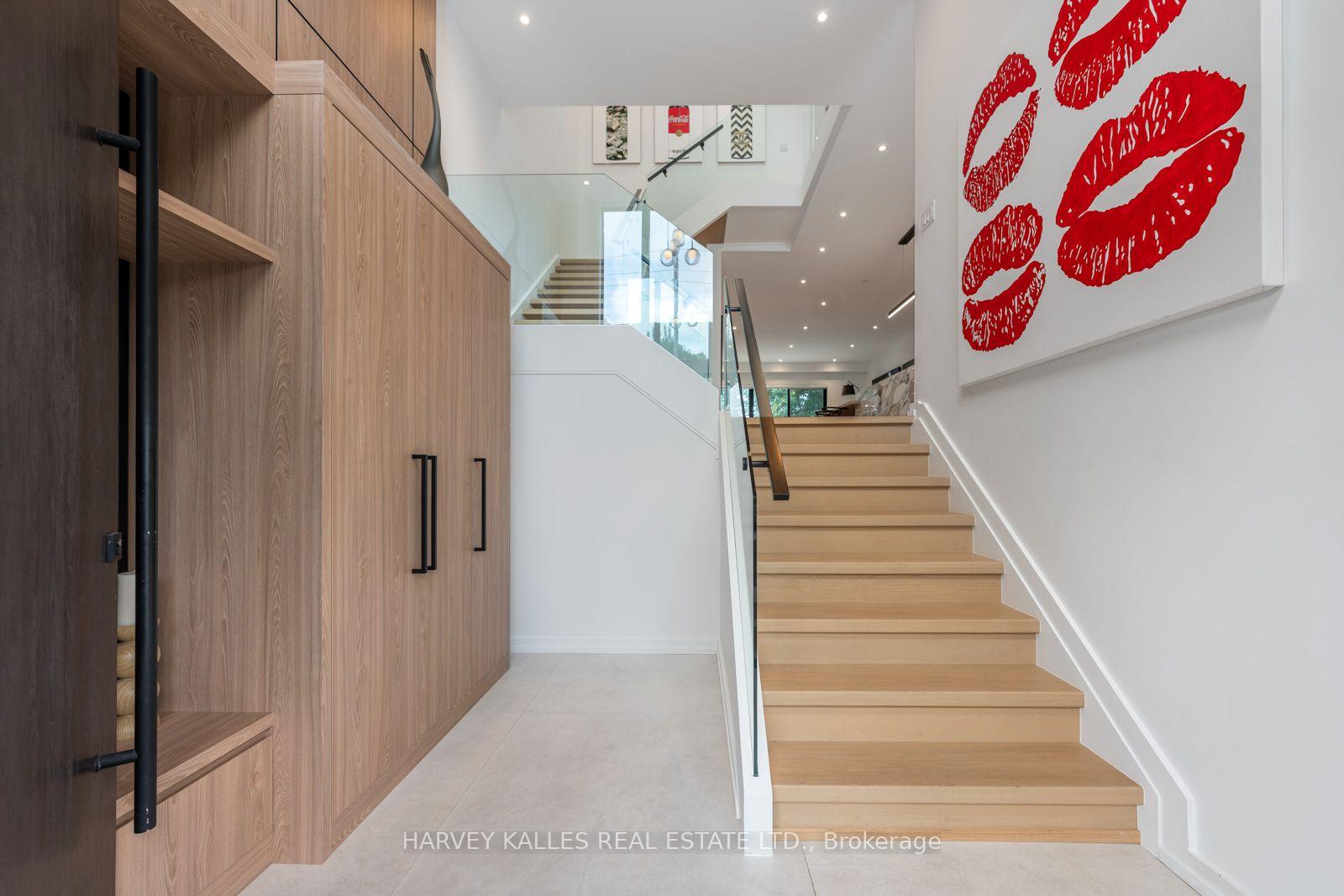 Photo 3 of 45 Gloucester Grove, Toronto, Humewood-Cedarvale — HOMEH