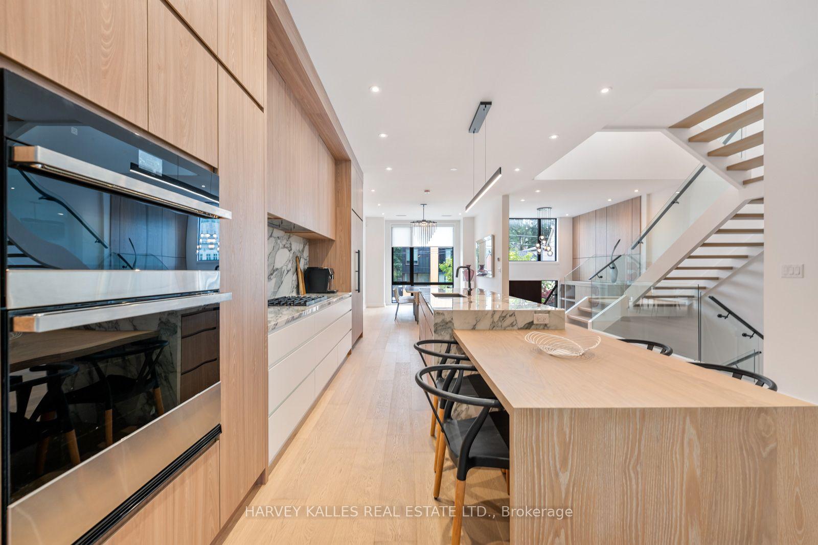 Photo 17 of 45 Gloucester Grove, Toronto, Humewood-Cedarvale — HOMEH