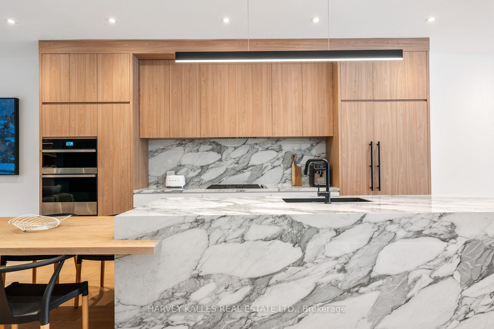 Photo 23 of 45 Gloucester Grove, Toronto, Humewood-Cedarvale — HOMEH