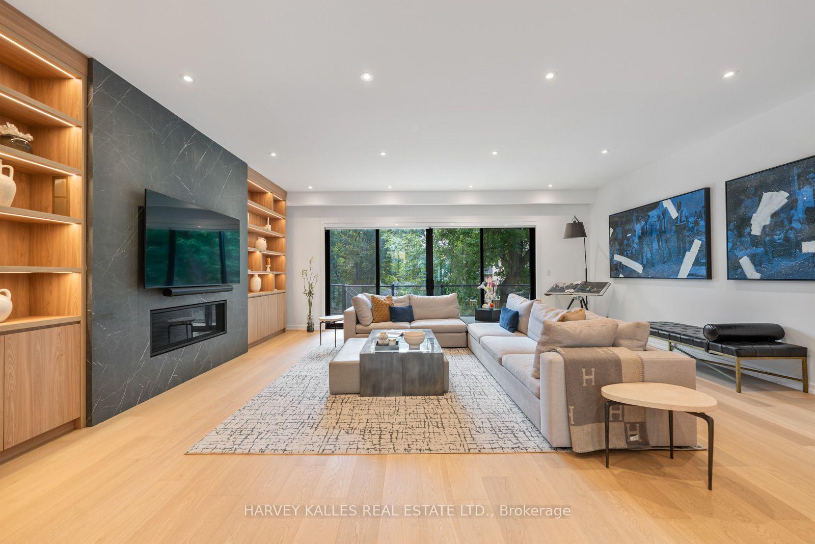 Photo 25 of 45 Gloucester Grove, Toronto, Humewood-Cedarvale — HOMEH