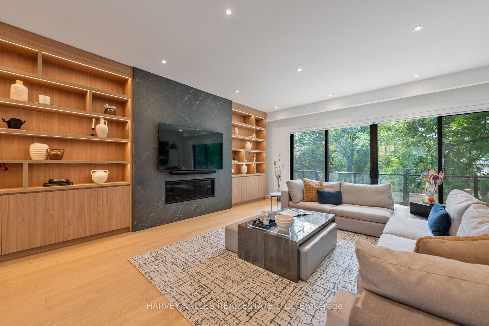 Photo 29 of 45 Gloucester Grove, Toronto, Humewood-Cedarvale — HOMEH