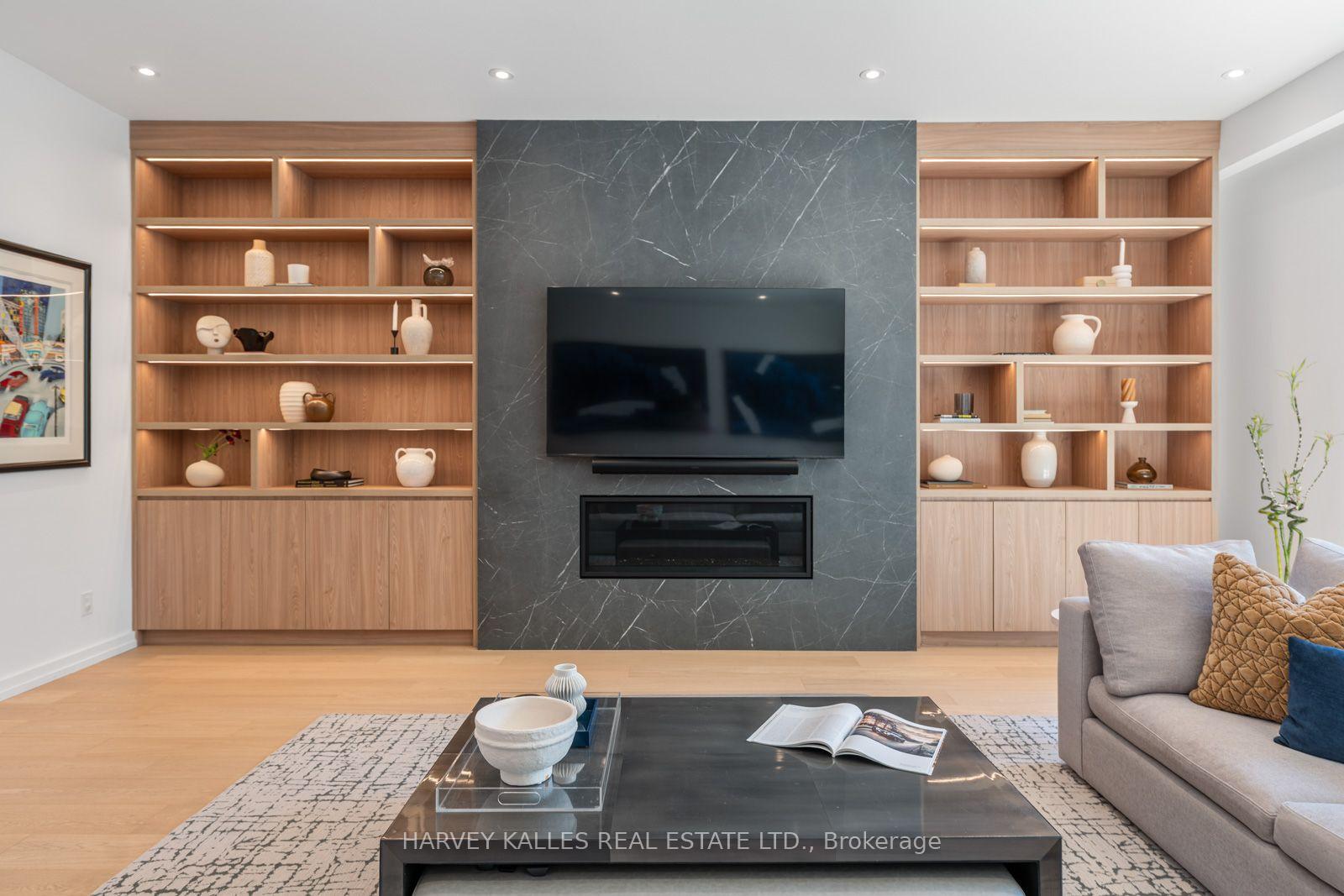 Photo 31 of 45 Gloucester Grove, Toronto, Humewood-Cedarvale — HOMEH