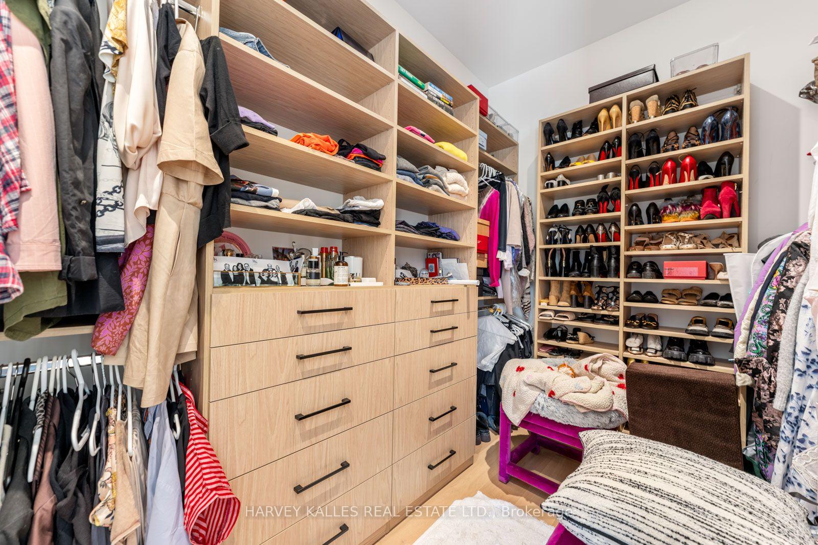 Photo 61 of 45 Gloucester Grove, Toronto, Humewood-Cedarvale — HOMEH