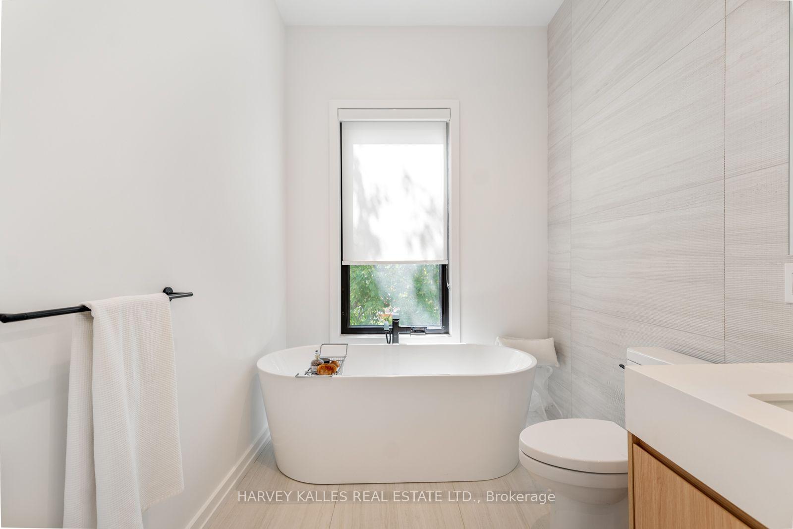 Photo 63 of 45 Gloucester Grove, Toronto, Humewood-Cedarvale — HOMEH