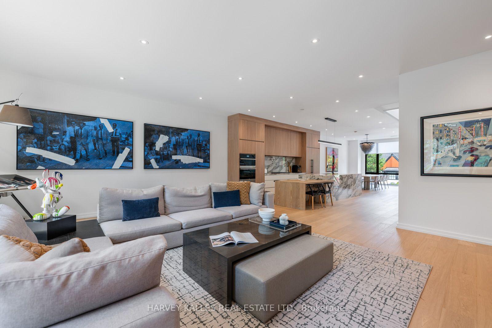 Photo 20 of 45 Gloucester Grove, Toronto, Humewood-Cedarvale — HOMEH