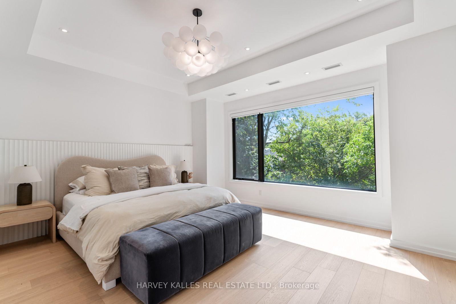 Photo 24 of 45 Gloucester Grove, Toronto, Humewood-Cedarvale — HOMEH