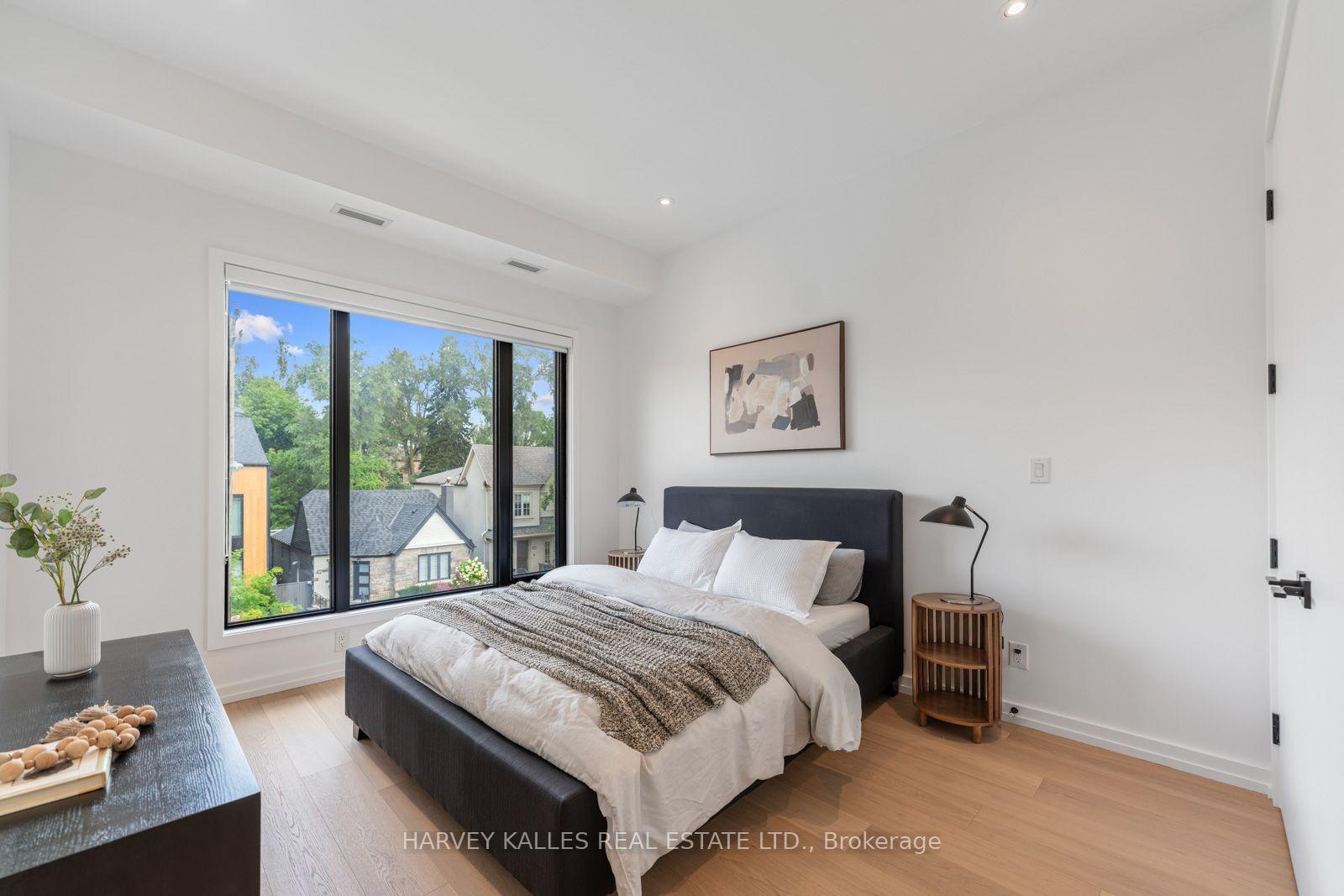 Photo 36 of 45 Gloucester Grove, Toronto, Humewood-Cedarvale — HOMEH