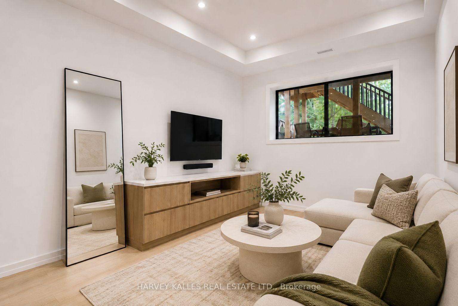 Photo 48 of 45 Gloucester Grove, Toronto, Humewood-Cedarvale — HOMEH