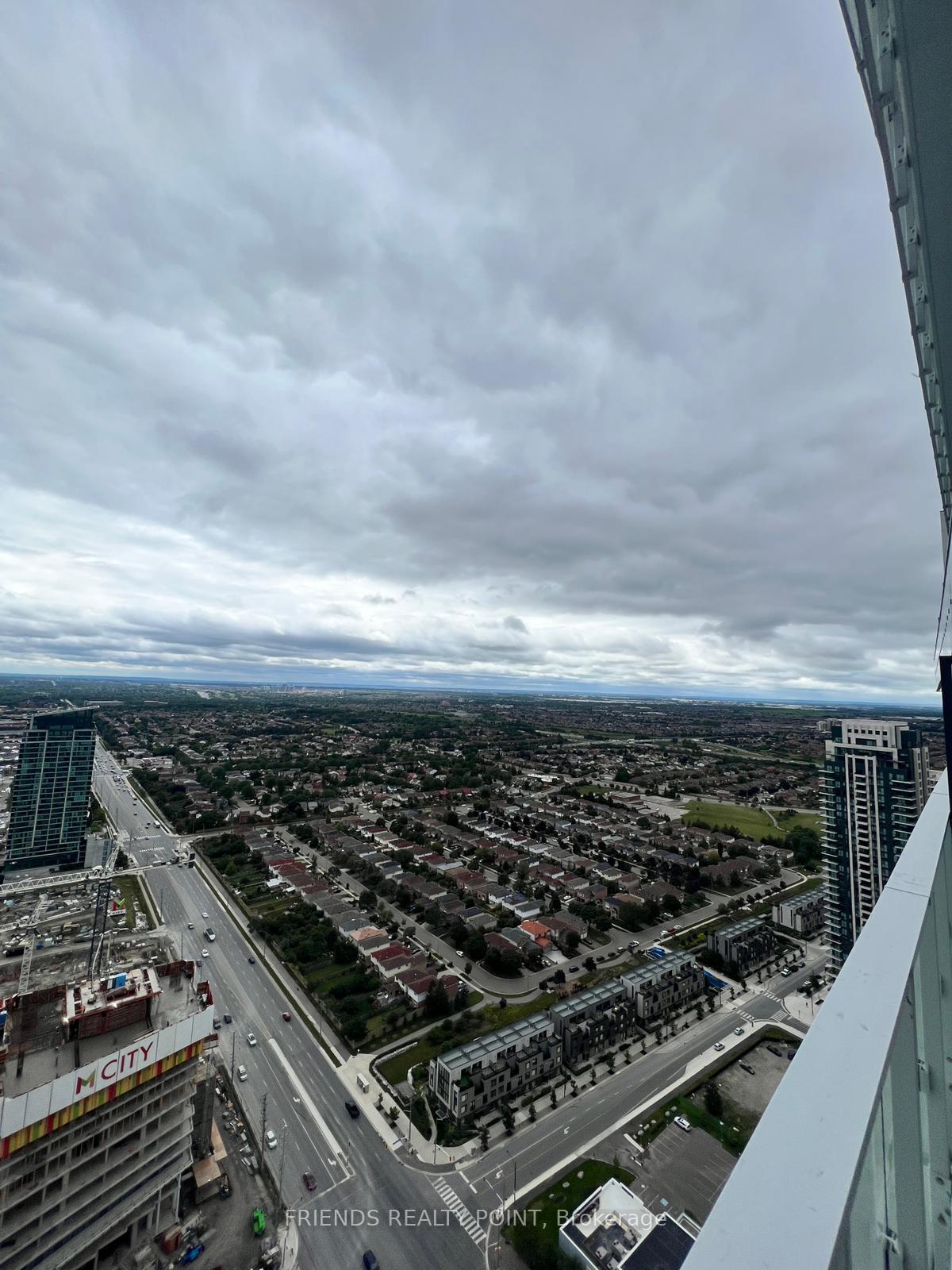 Photo 4 of Unit 3805, 3900 Confederation Parkway, Mississauga, City Centre — HOMEH