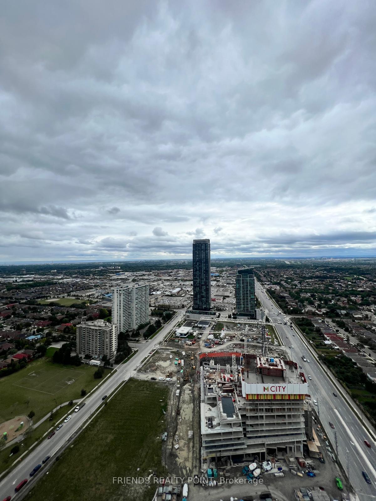 Photo 5 of Unit 3805, 3900 Confederation Parkway, Mississauga, City Centre — HOMEH