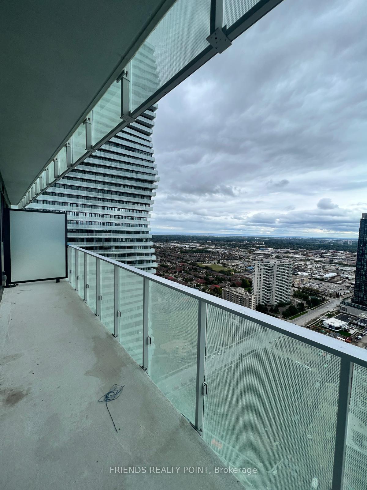 Photo 6 of Unit 3805, 3900 Confederation Parkway, Mississauga, City Centre — HOMEH