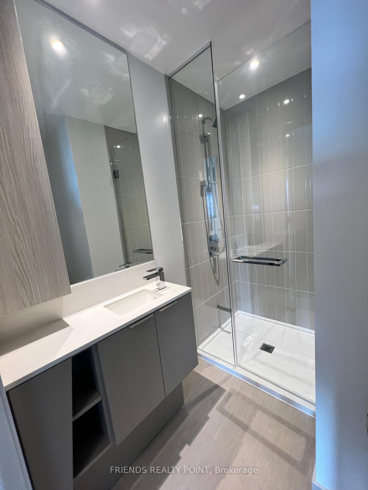 Photo 11 of Unit 3805, 3900 Confederation Parkway, Mississauga, City Centre — HOMEH