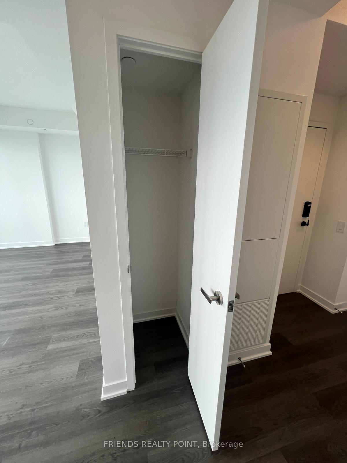 Photo 14 of Unit 3805, 3900 Confederation Parkway, Mississauga, City Centre — HOMEH