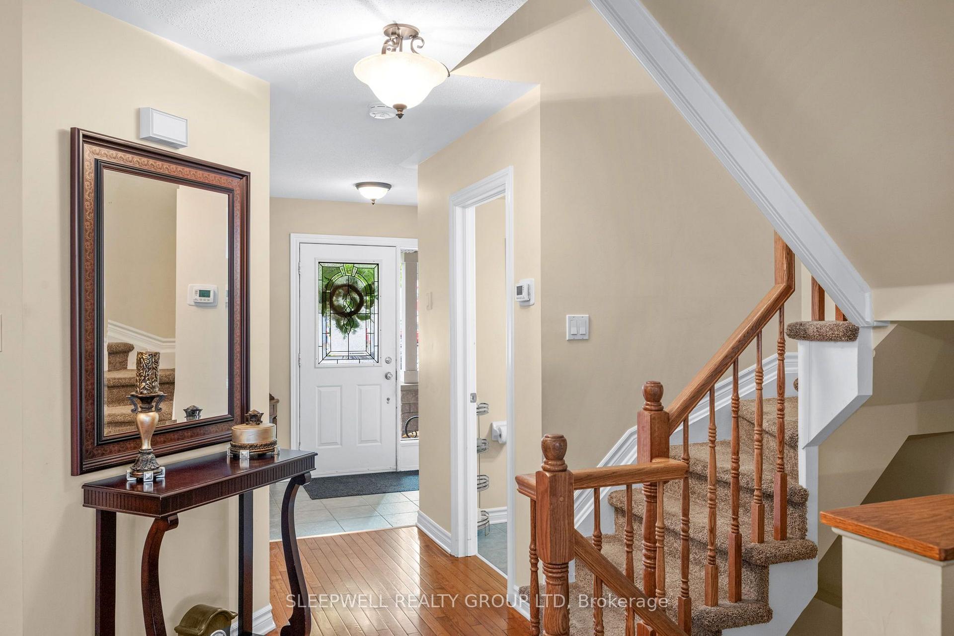 Photo 5 of 5573 Doctor Leach Drive, Ottawa, Manotick Village & Manotick Estates — HOMEH