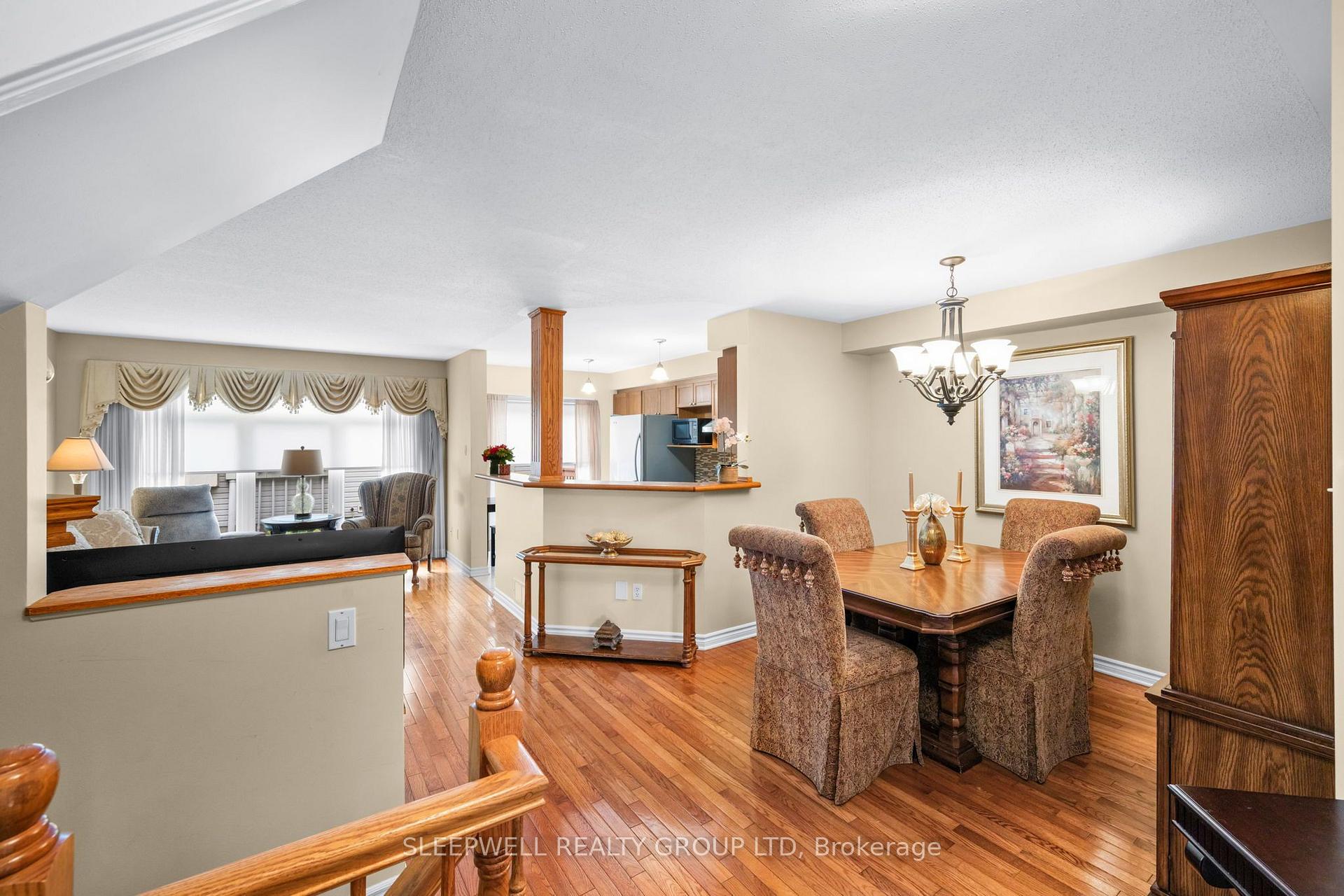 Photo 6 of 5573 Doctor Leach Drive, Ottawa, Manotick Village & Manotick Estates — HOMEH