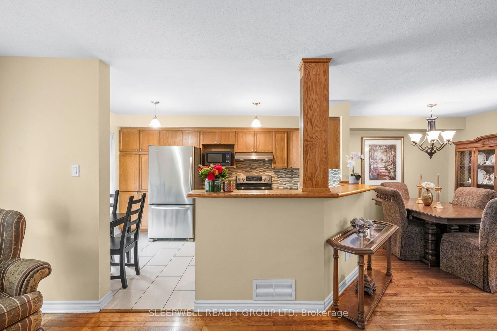 Photo 12 of 5573 Doctor Leach Drive, Ottawa, Manotick Village & Manotick Estates — HOMEH