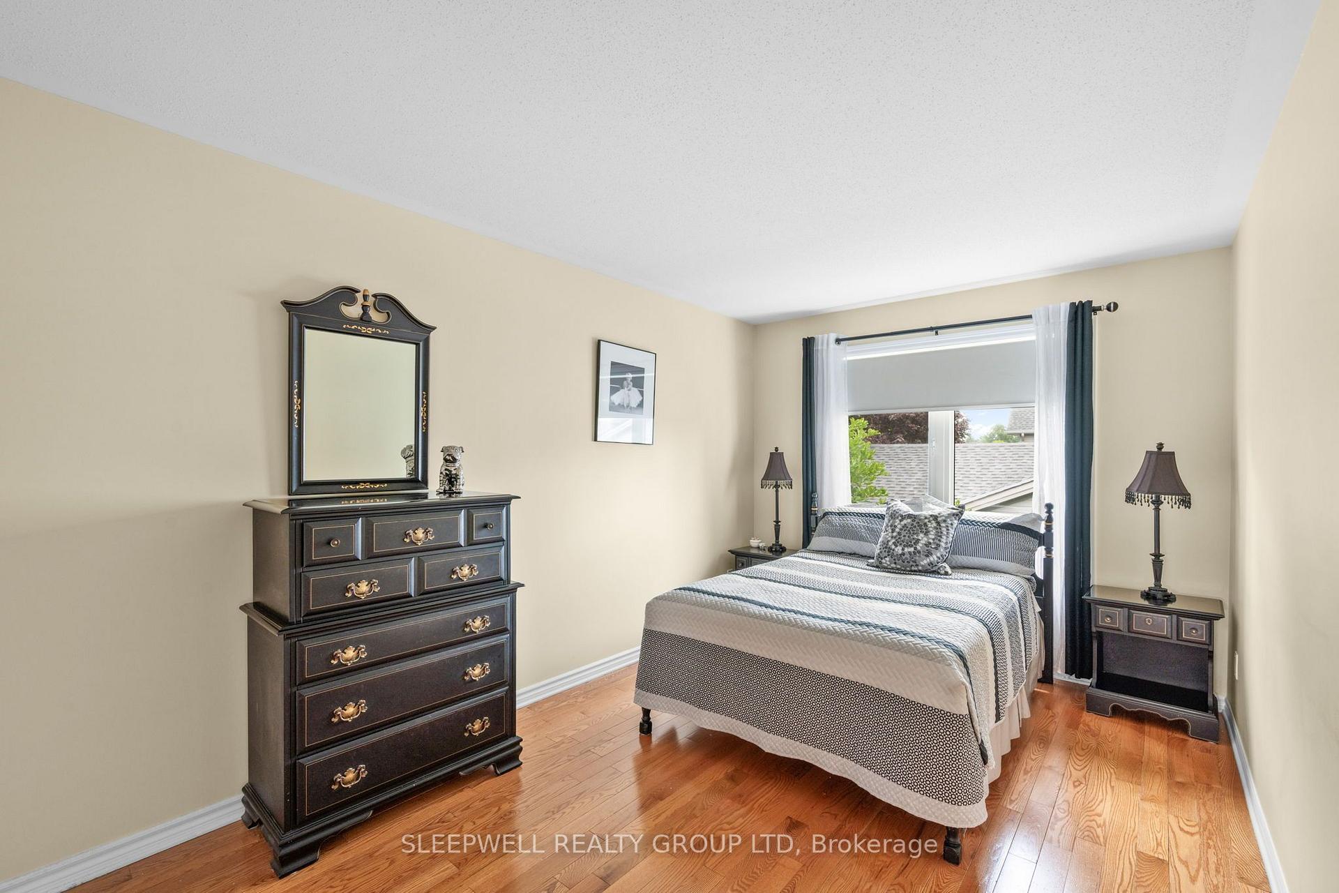 Photo 23 of 5573 Doctor Leach Drive, Ottawa, Manotick Village & Manotick Estates — HOMEH