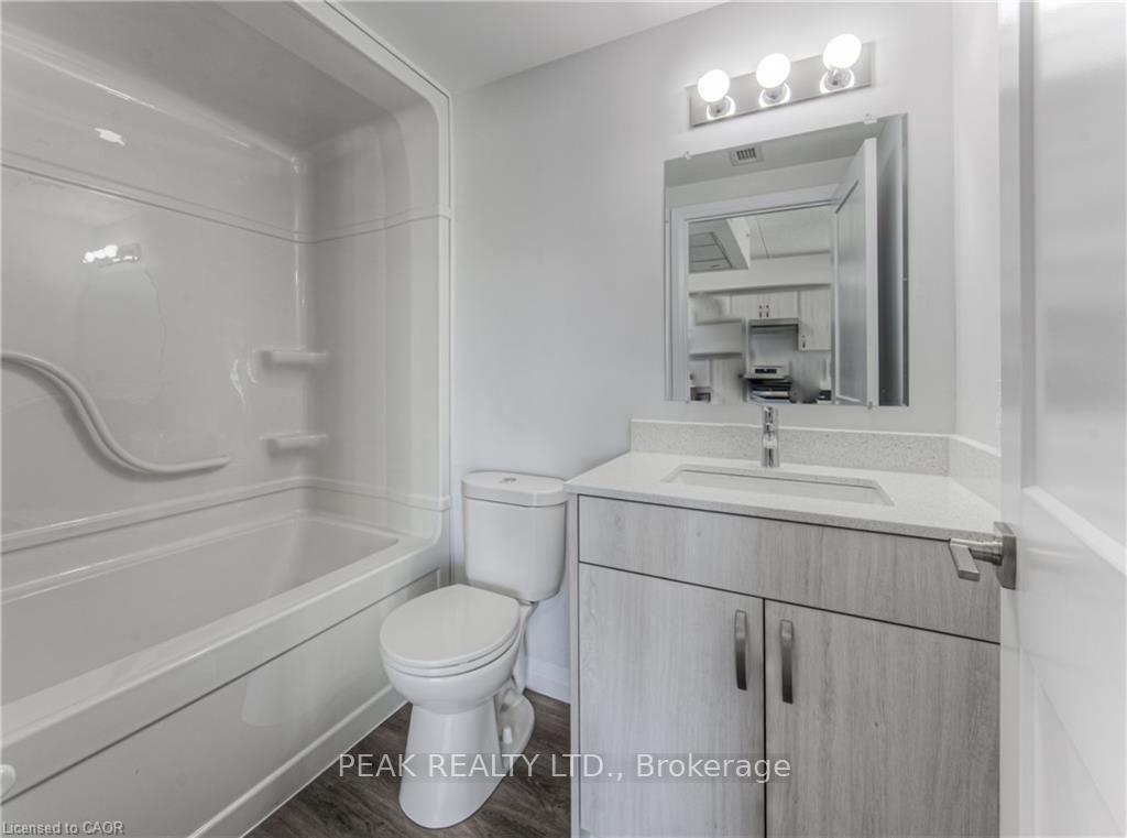 Photo 15 of Unit 406, 30 George Street S, Cambridge, Downtown Cambridge — HOMEH