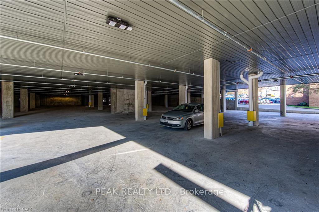 Photo 18 of Unit 406, 30 George Street S, Cambridge, Downtown Cambridge — HOMEH