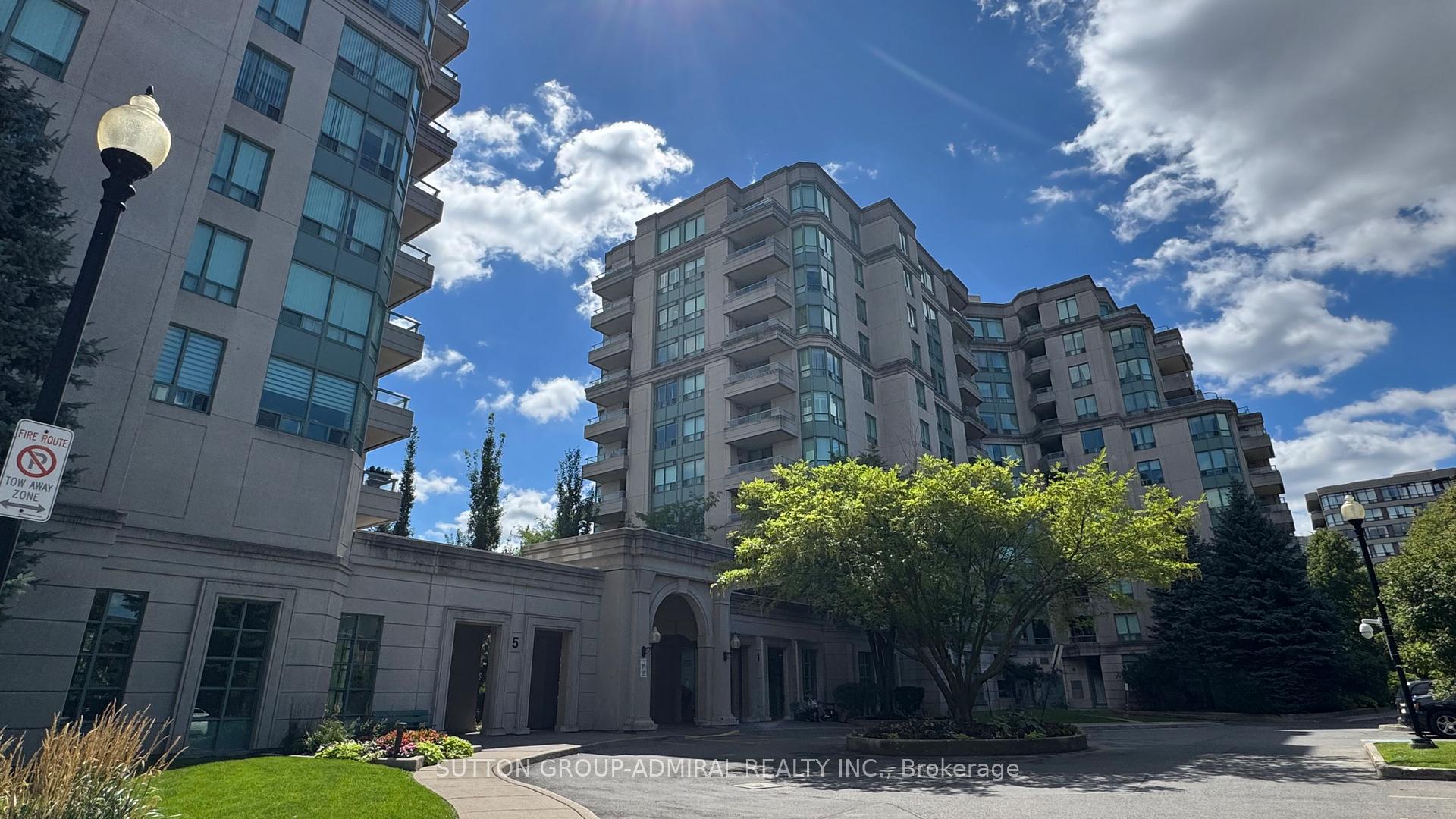 Photo 2 of Unit 205, 1 Emerald Lane, Vaughan, Crestwood-Springfarm-Yorkhill — HOMEH