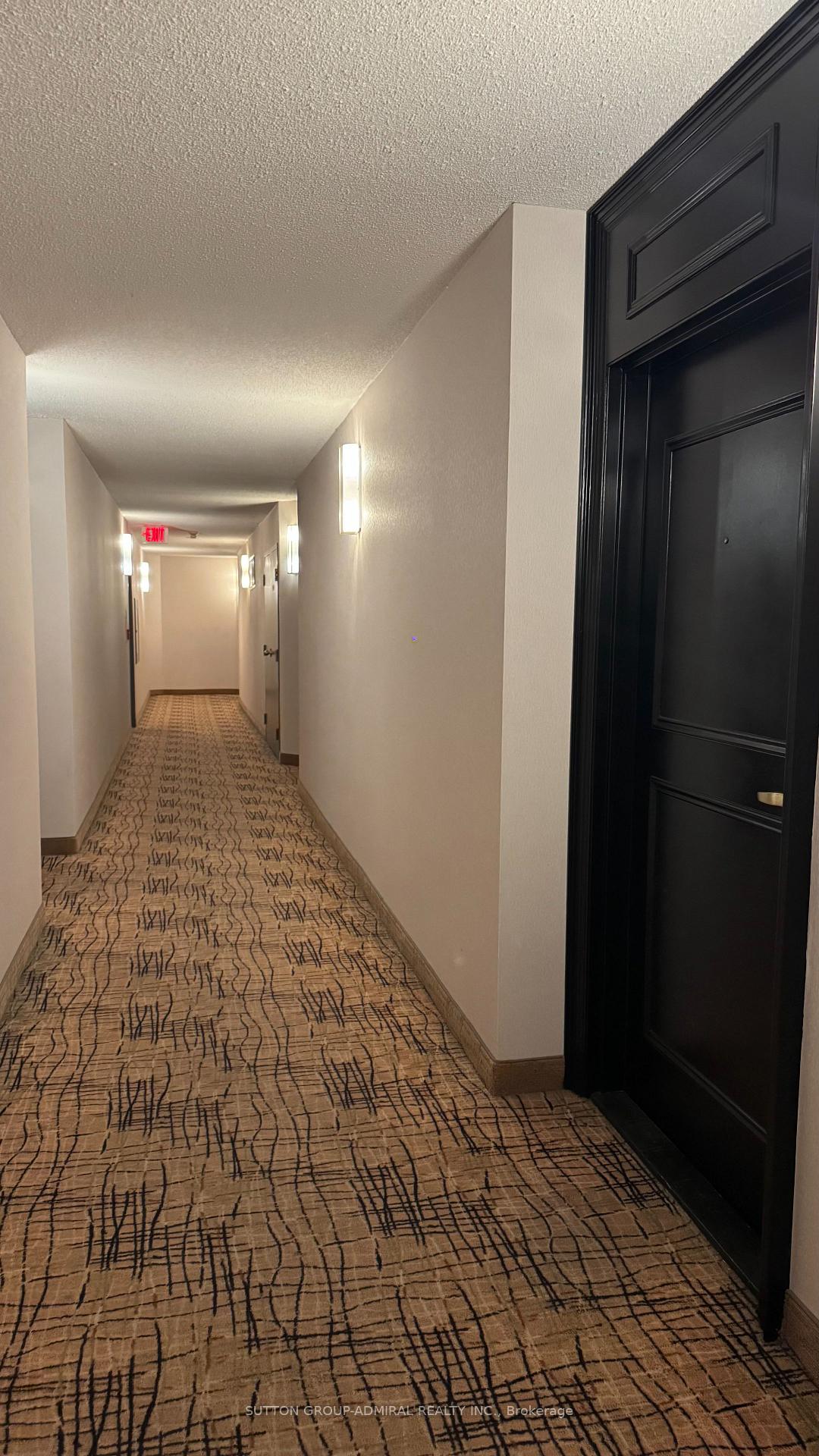 Photo 4 of Unit 205, 1 Emerald Lane, Vaughan, Crestwood-Springfarm-Yorkhill — HOMEH