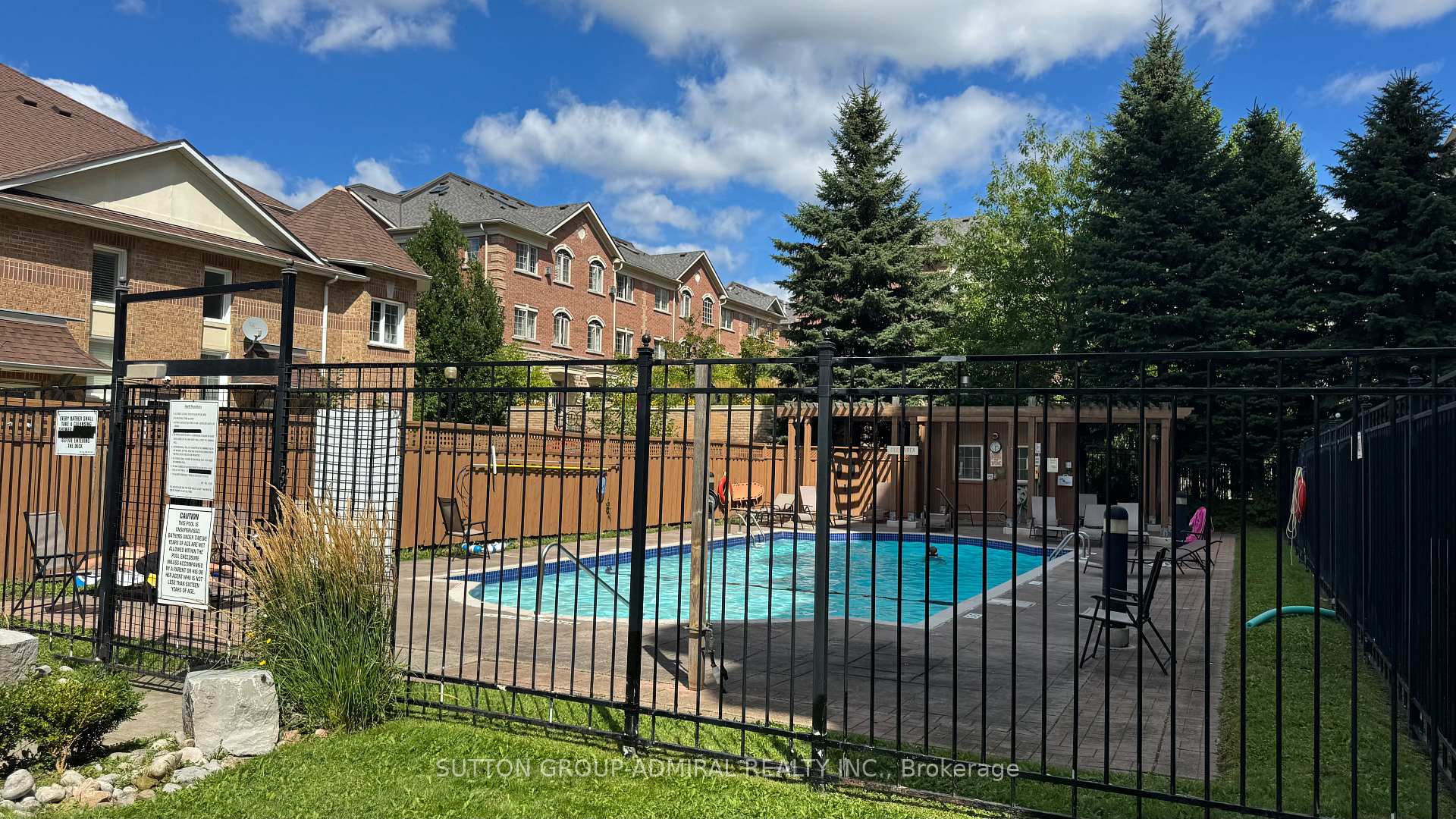 Photo 22 of Unit 205, 1 Emerald Lane, Vaughan, Crestwood-Springfarm-Yorkhill — HOMEH
