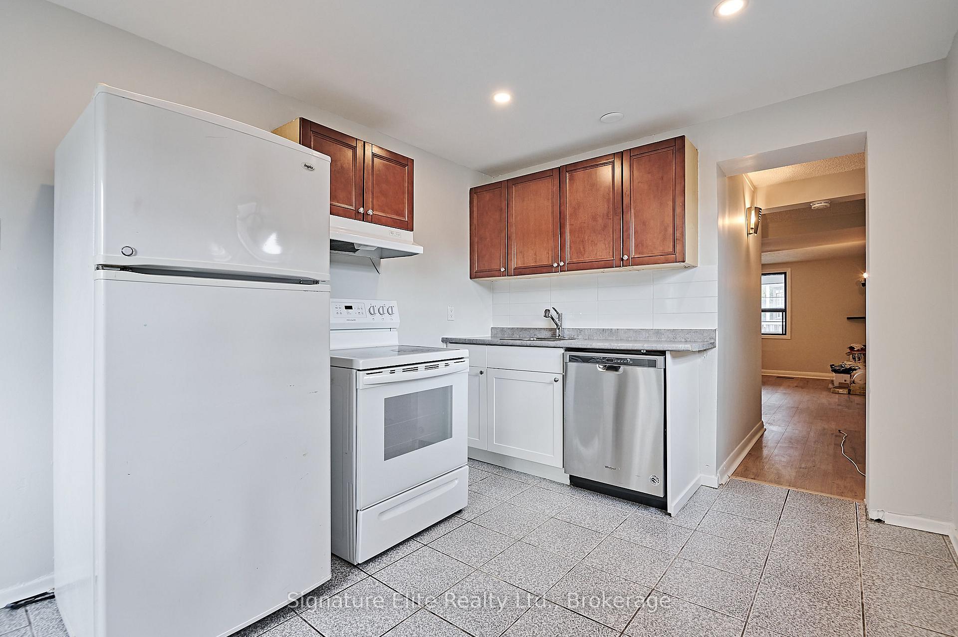 Photo 4 of 232 Old Weston Road, Toronto, Junction Area — HOMEH
