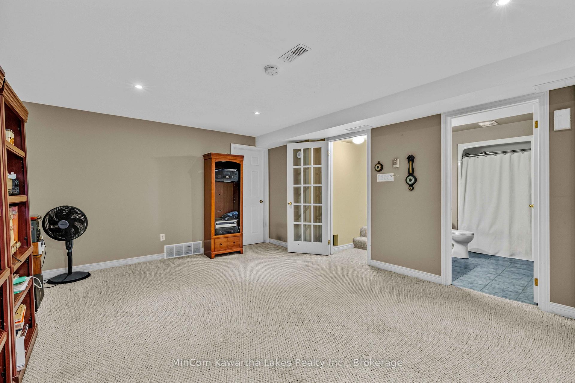 Photo 22 of 1069 Silverdale Road, Peterborough, Otonabee Ward 1 — HOMEH