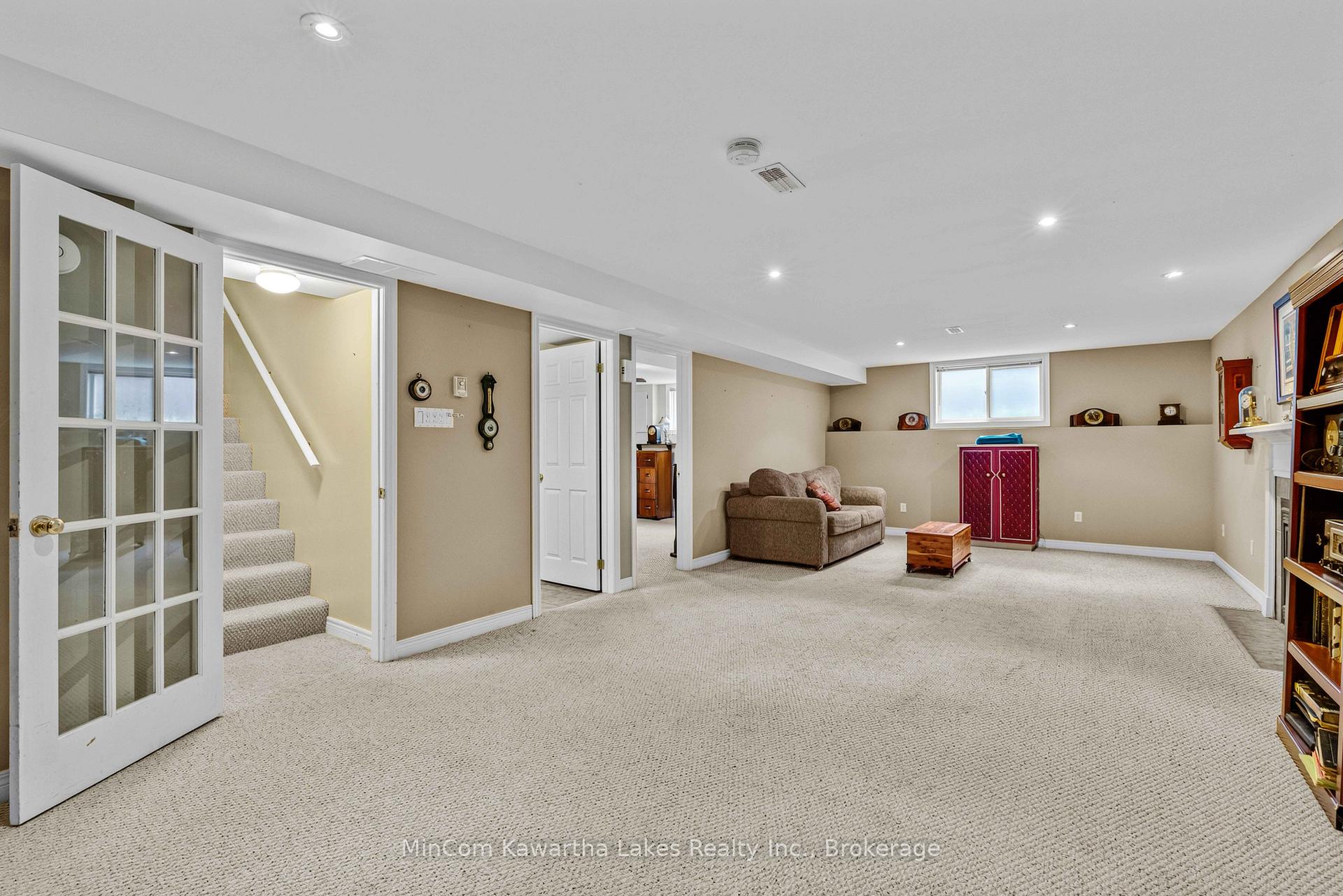 Photo 29 of 1069 Silverdale Road, Peterborough, Otonabee Ward 1 — HOMEH