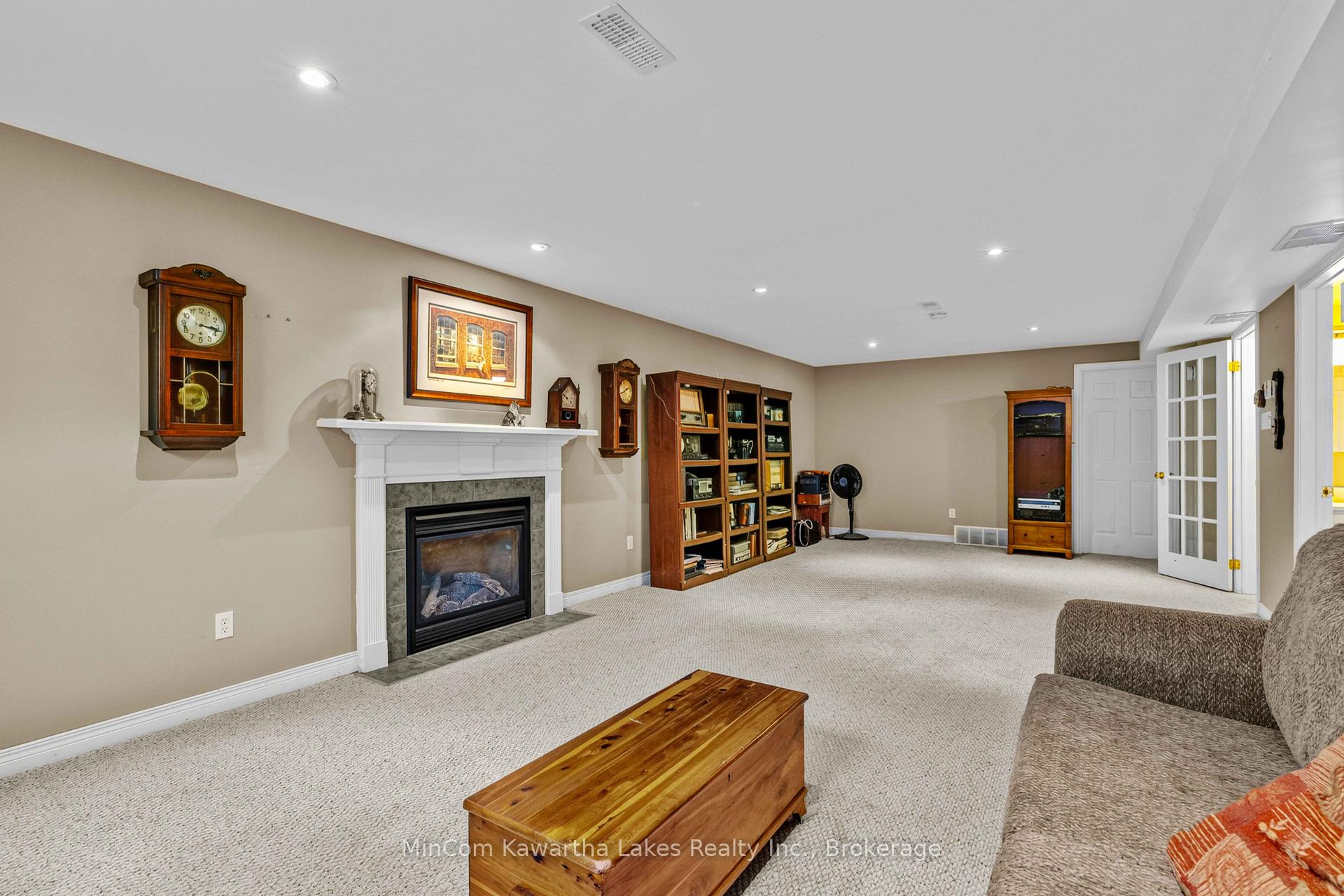 Photo 30 of 1069 Silverdale Road, Peterborough, Otonabee Ward 1 — HOMEH
