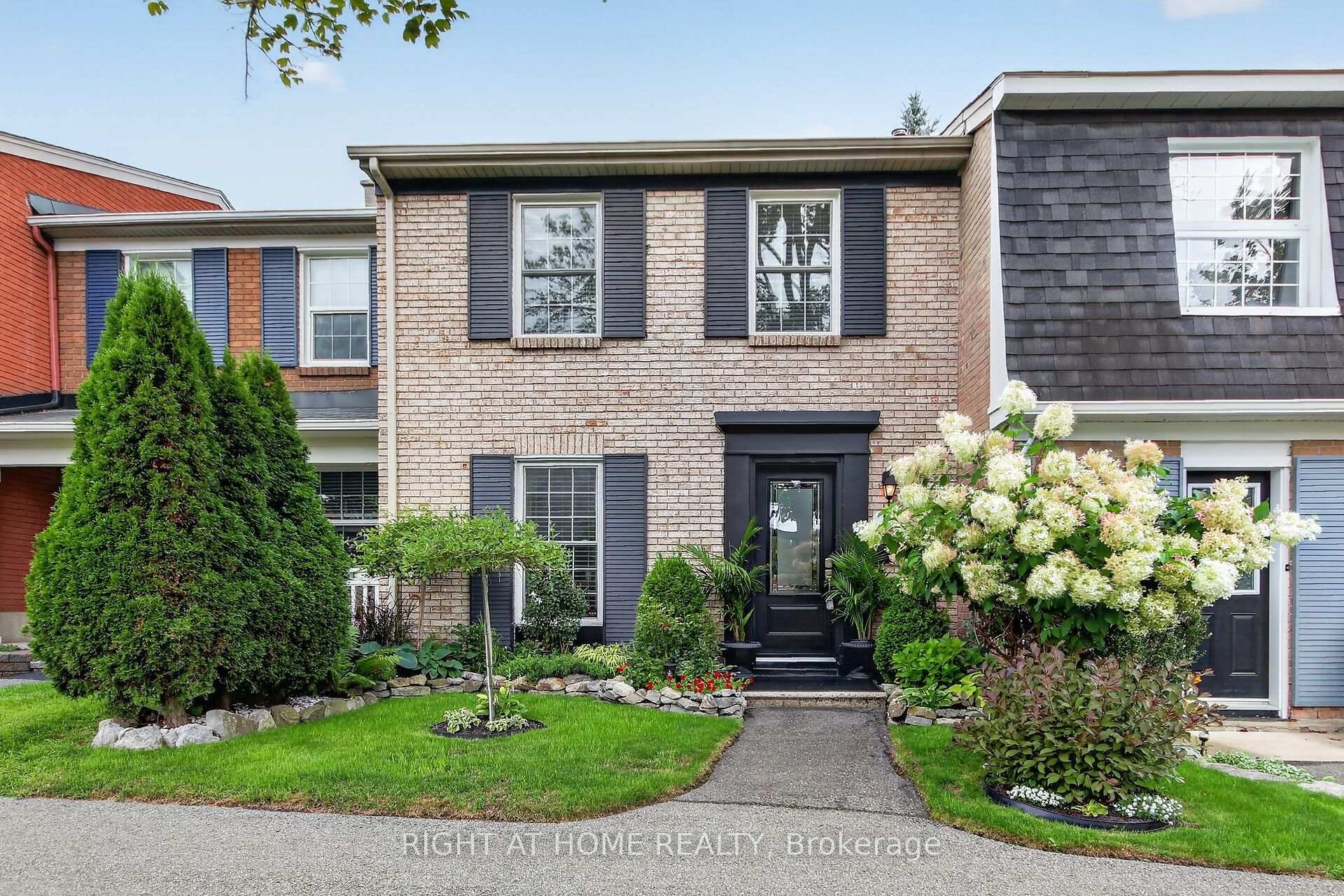 Photo 1 of 192 Monterey Drive, Ottawa, Leslie Park — HOMEH