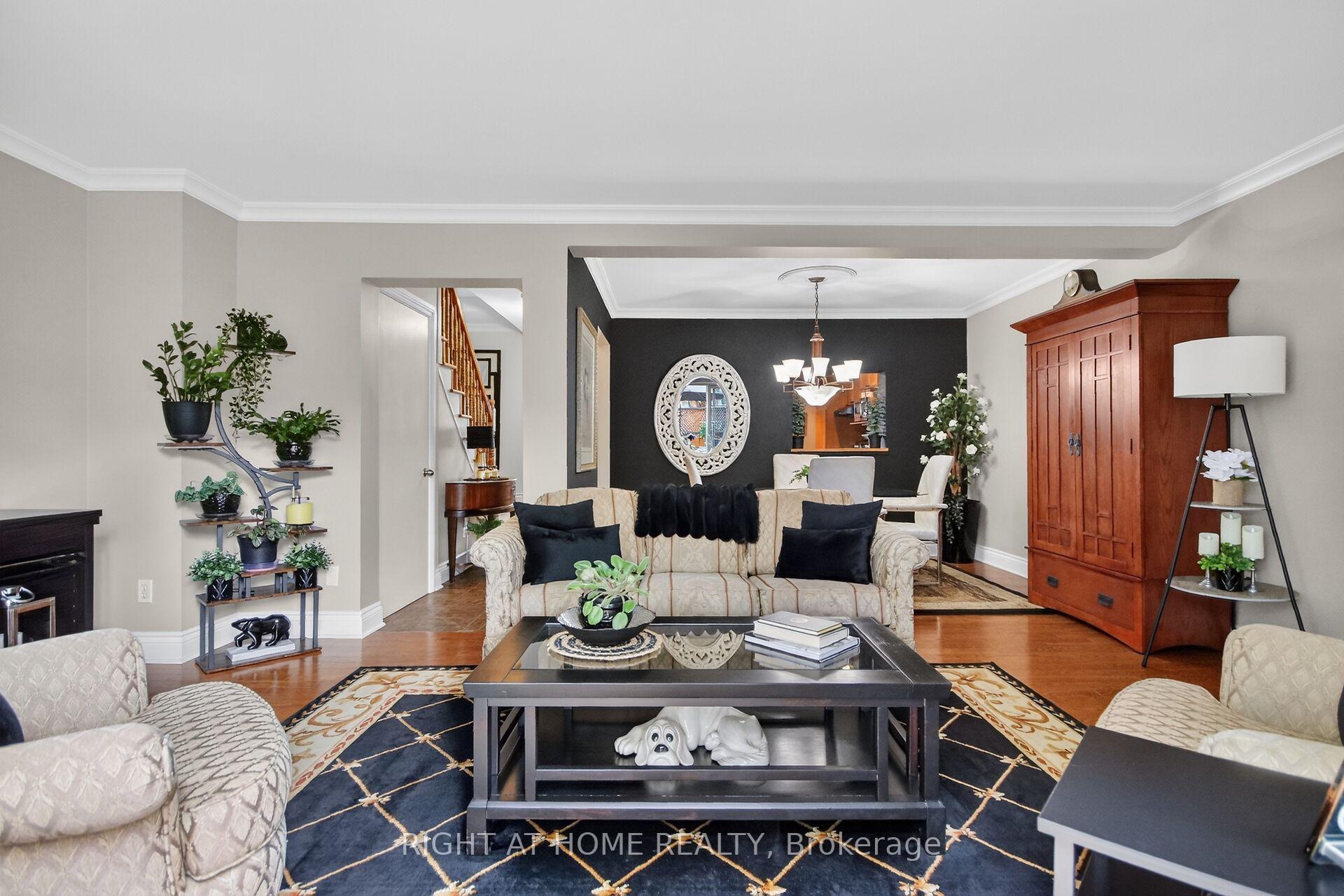 Photo 10 of 192 Monterey Drive, Ottawa, Leslie Park — HOMEH