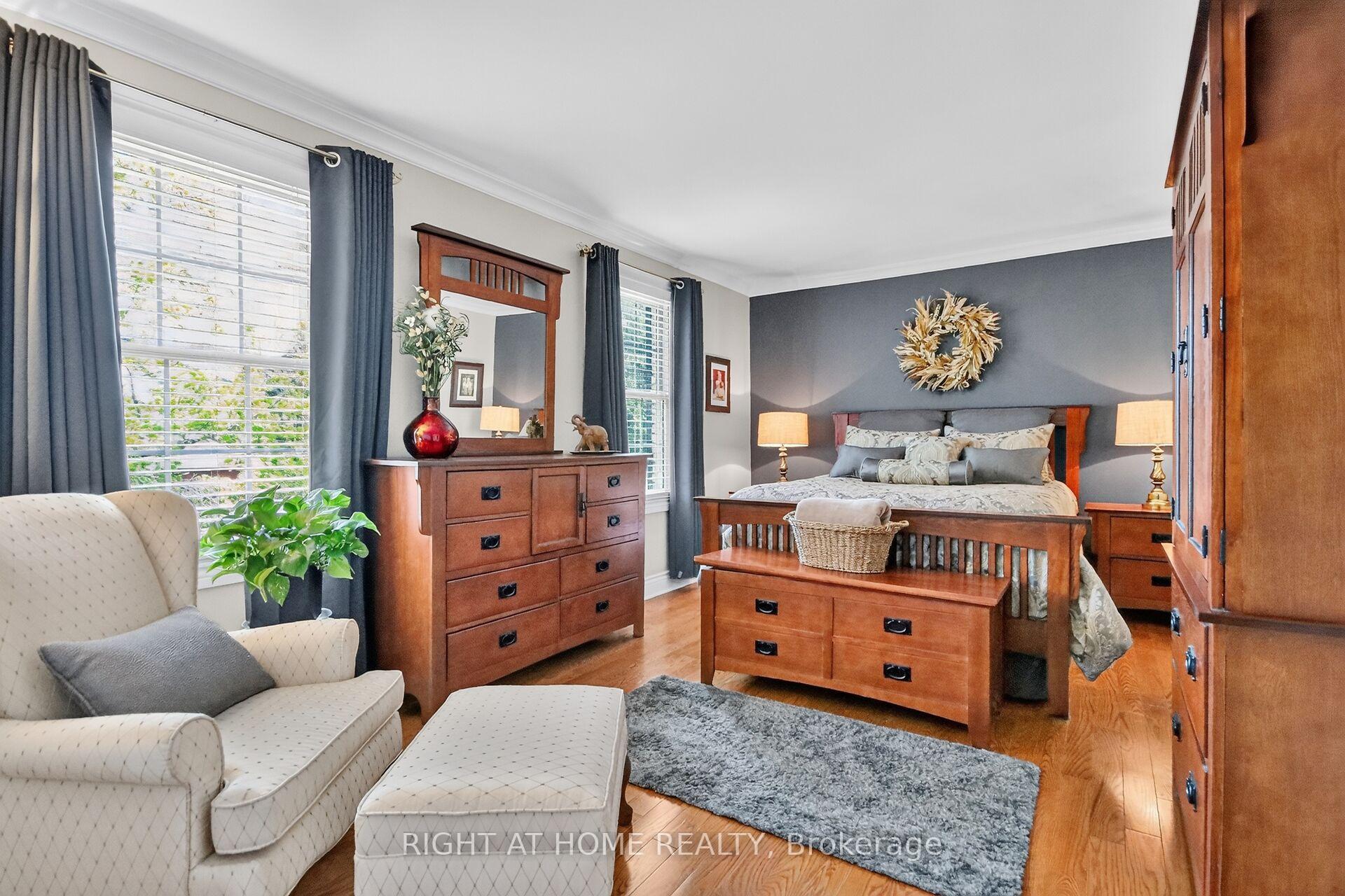 Photo 16 of 192 Monterey Drive, Ottawa, Leslie Park — HOMEH