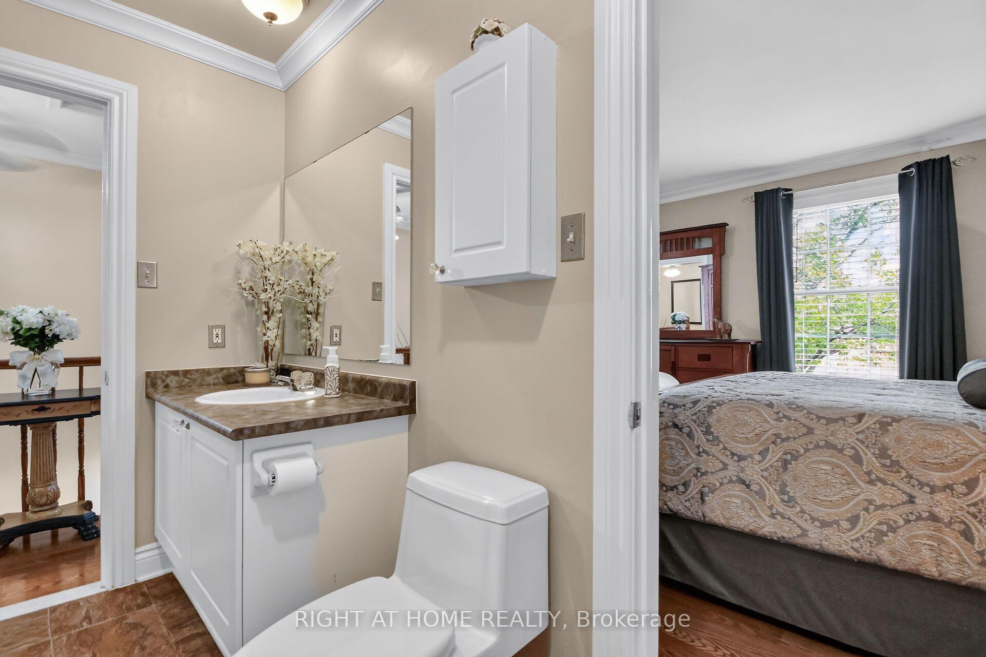 Photo 18 of 192 Monterey Drive, Ottawa, Leslie Park — HOMEH