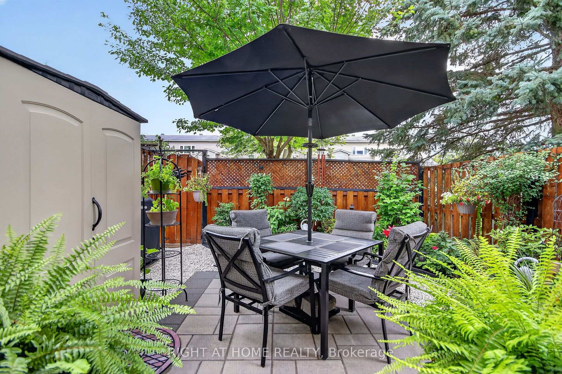 Photo 31 of 192 Monterey Drive, Ottawa, Leslie Park — HOMEH