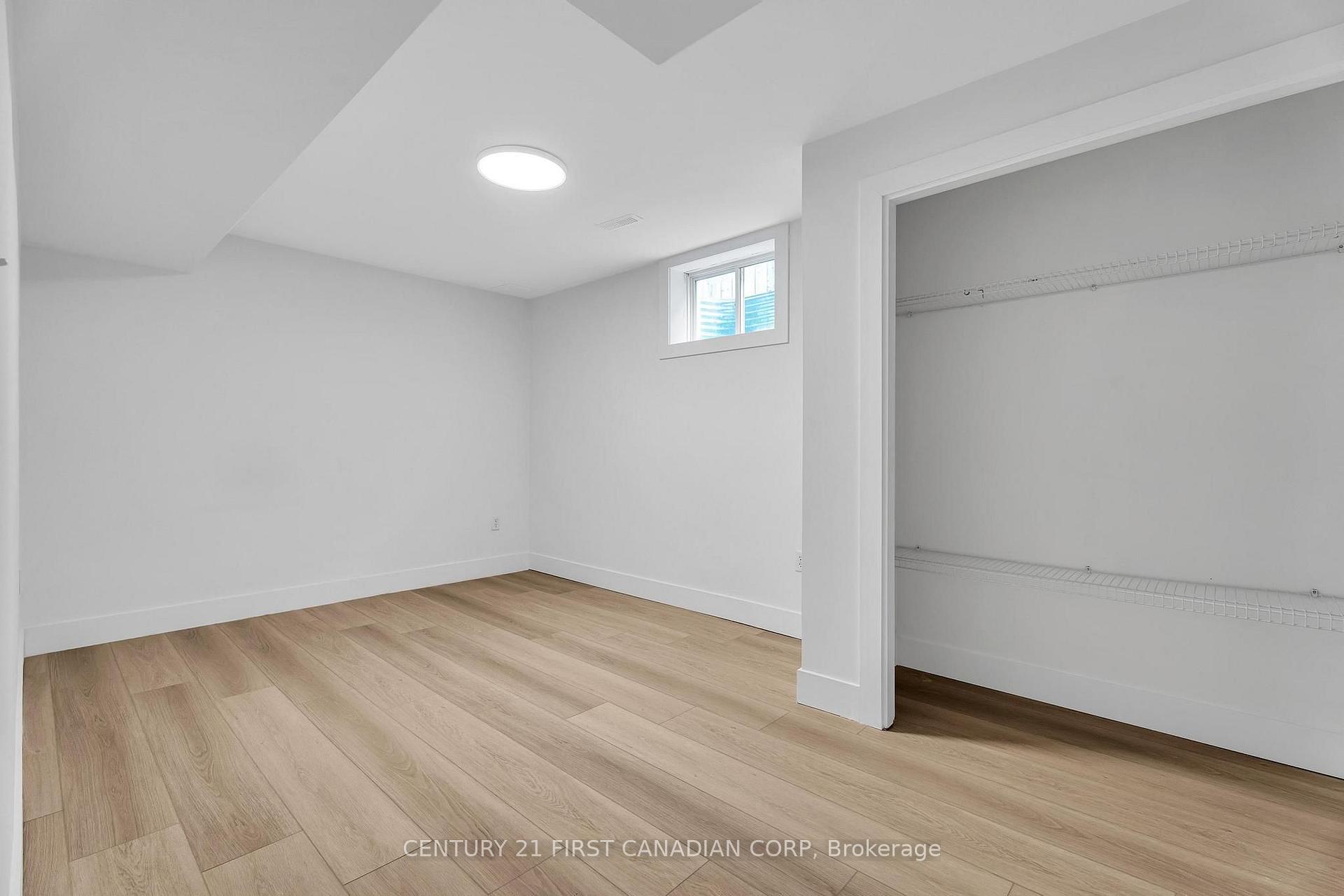 Photo 36 of 799 Oakcrossing Road, London, North M — HOMEH