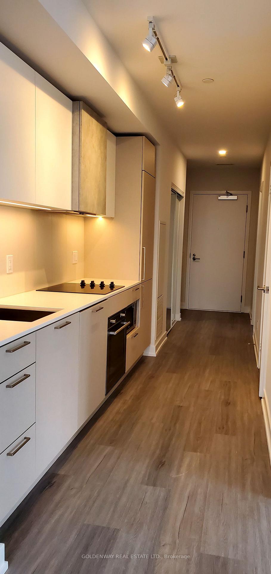 Photo 5 of Unit 707, 19 Western Battery Road, Toronto, Niagara — HOMEH