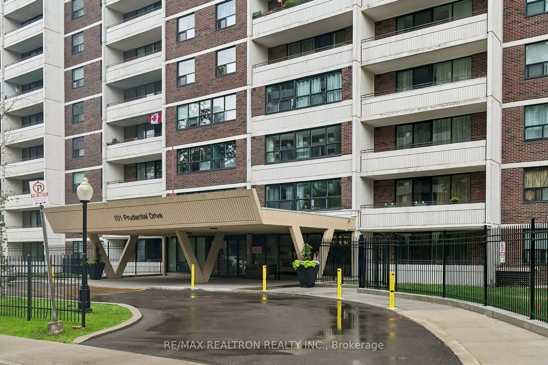 Photo 3 of Unit 205, 101 Prudential Drive, Scarborough, Dorset Park — HOMEH
