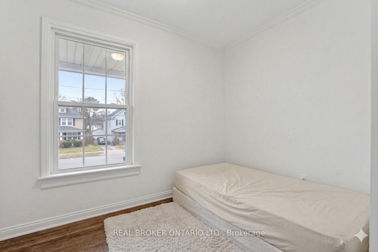 Photo 7 of 53-55 Wellington Street, Halton Hills, Acton — HOMEH
