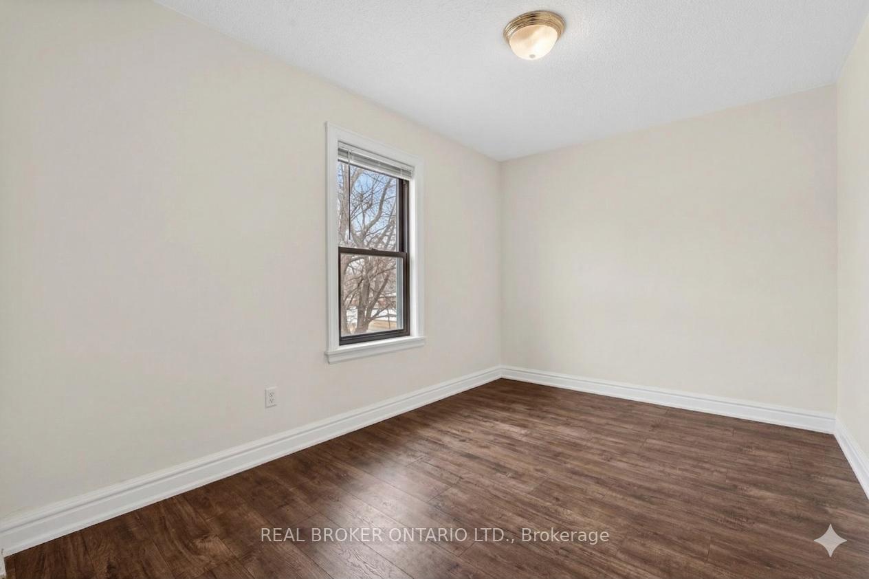 Photo 8 of 53-55 Wellington Street, Halton Hills, Acton — HOMEH