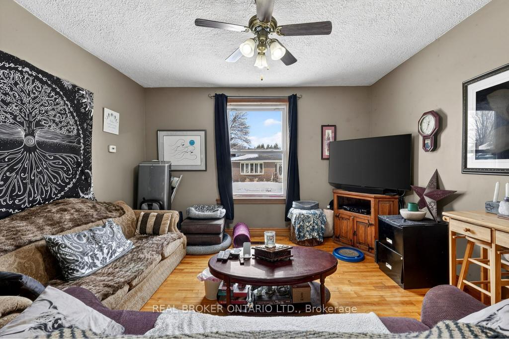 Photo 28 of 53-55 Wellington Street, Halton Hills, Acton — HOMEH