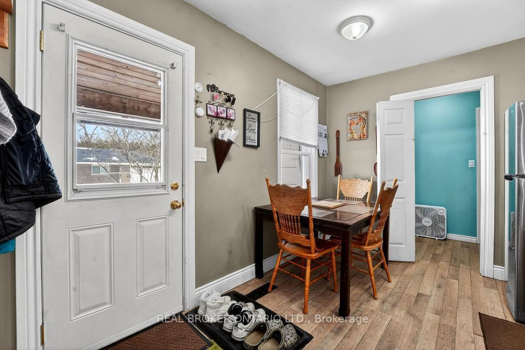 Photo 30 of 53-55 Wellington Street, Halton Hills, Acton — HOMEH