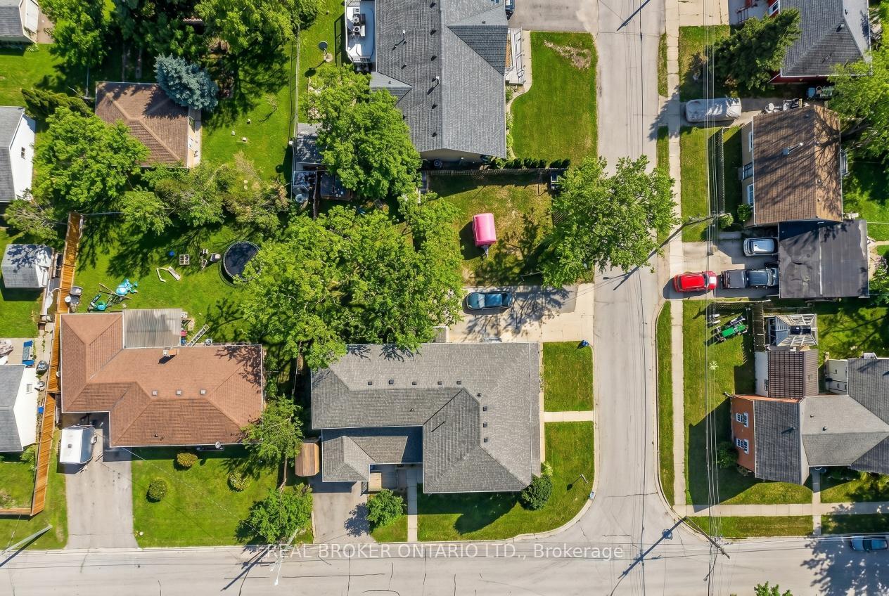 Photo 38 of 53-55 Wellington Street, Halton Hills, Acton — HOMEH