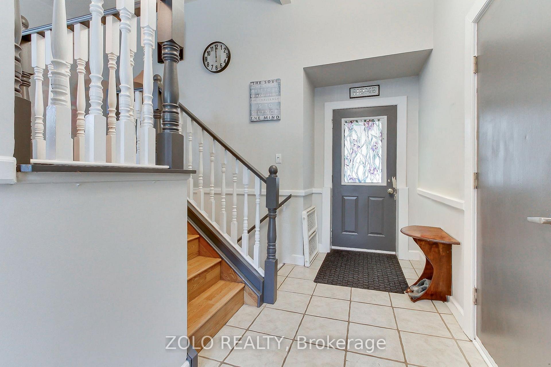 Photo 2 of 545 Colyer Street, Brock, Beaverton — HOMEH