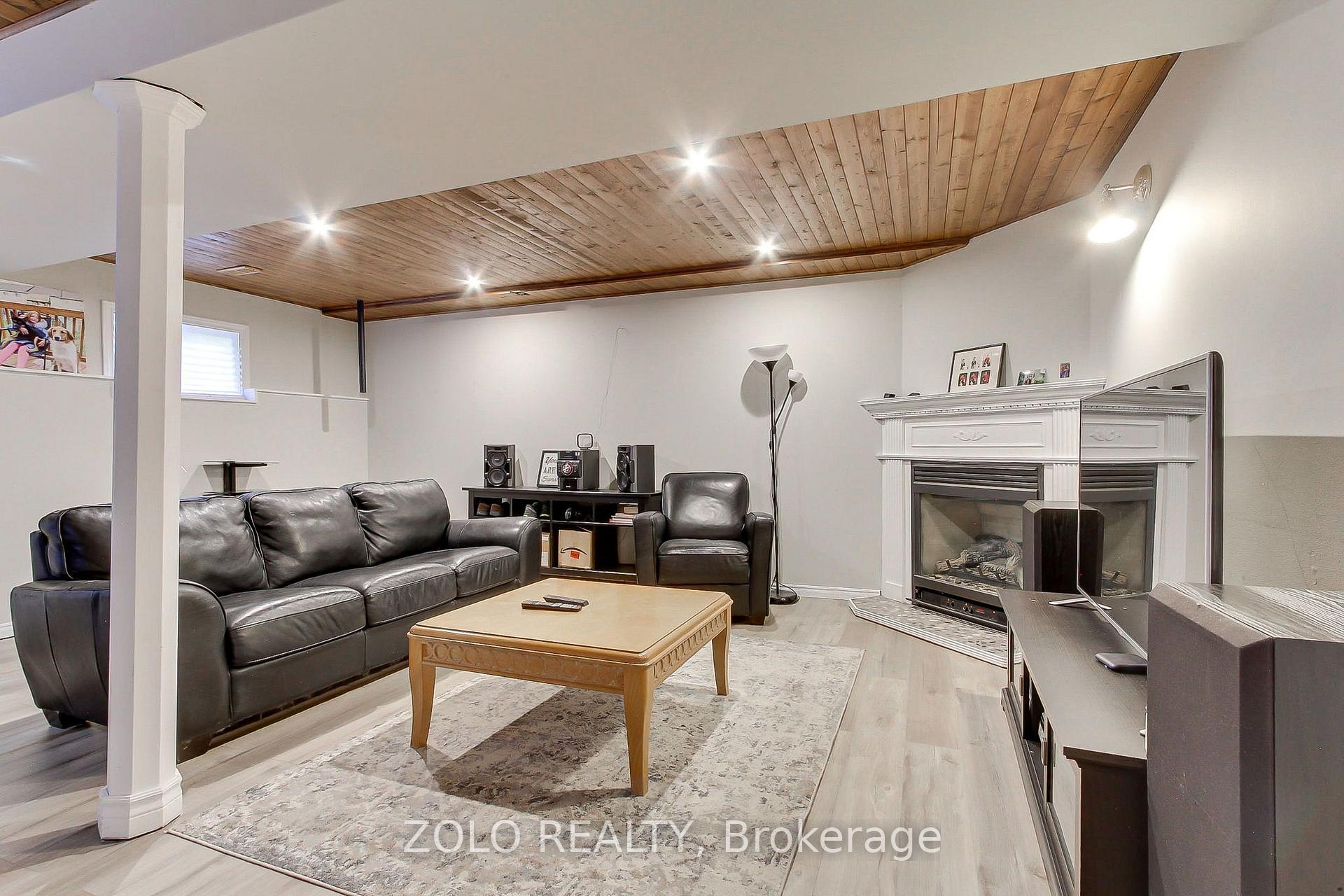 Photo 15 of 545 Colyer Street, Brock, Beaverton — HOMEH